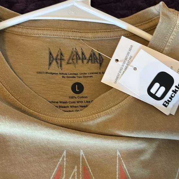 Def Leppard Hysteria tour 1988 vintage style short sleeved shirt, new with tags - Picture 2 of 8